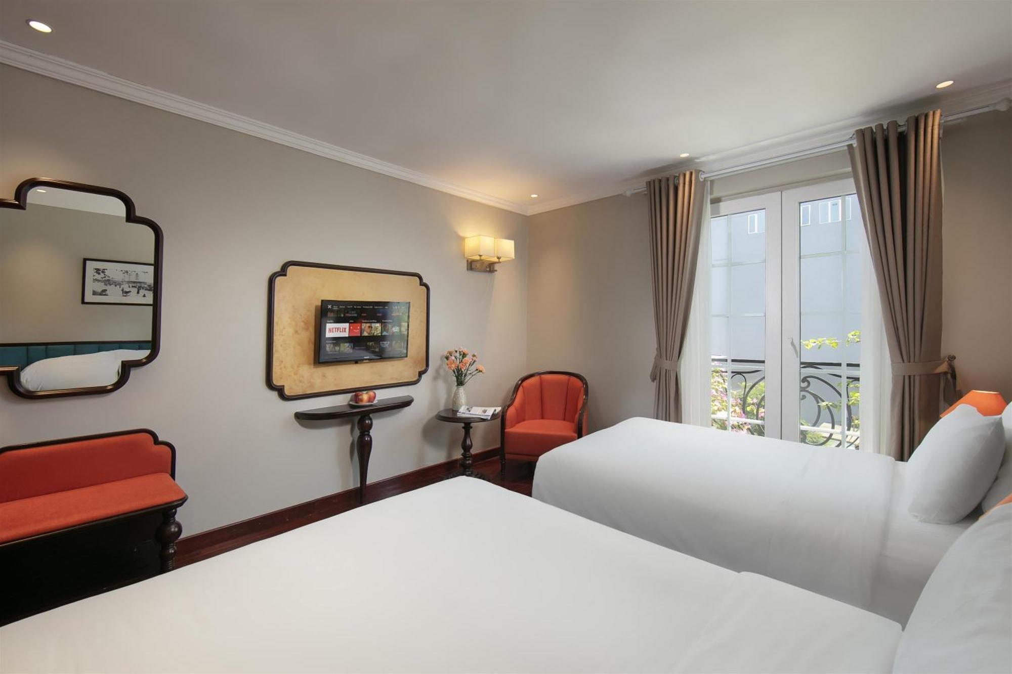 Sunline Khách sạn 4*